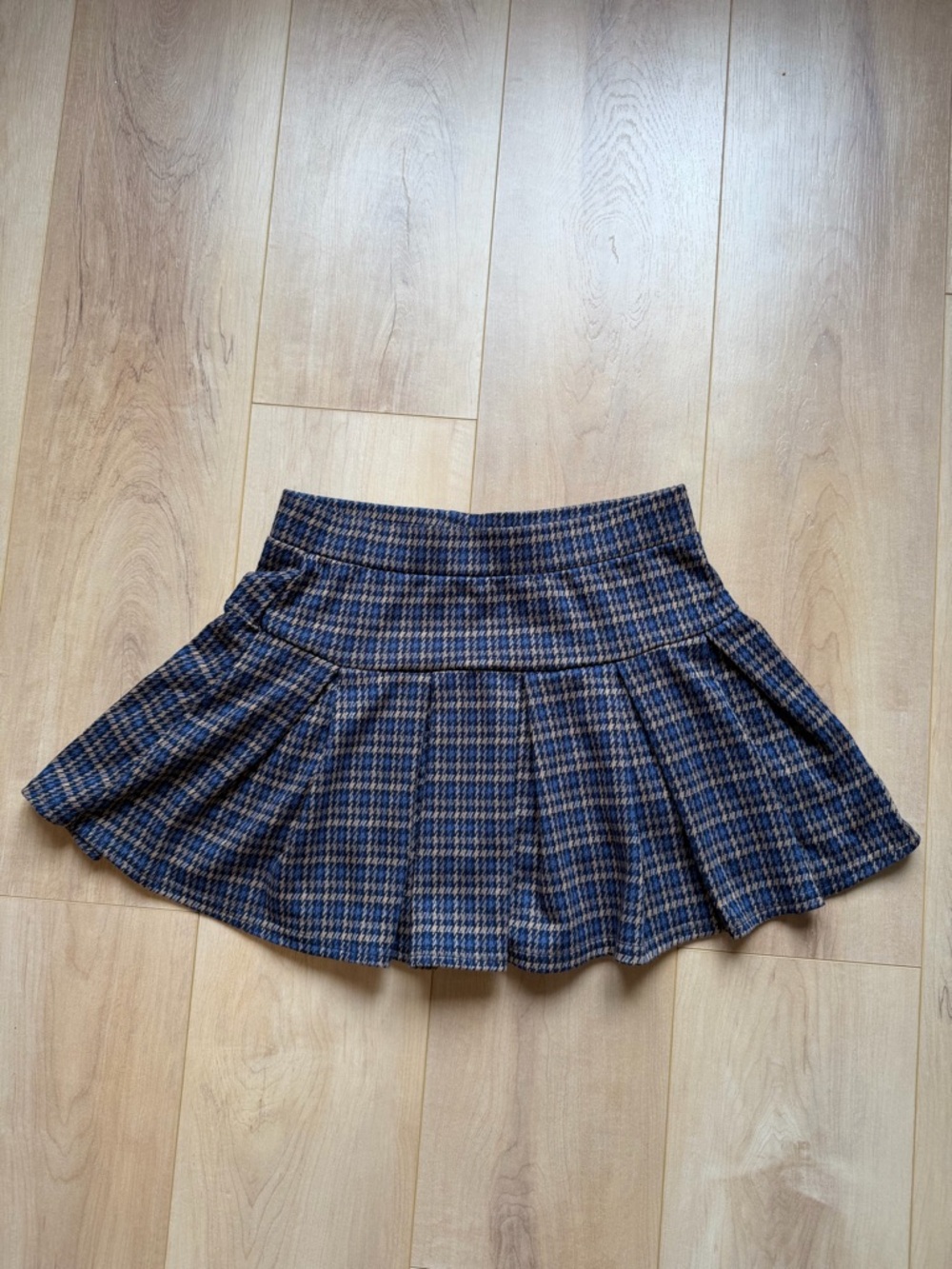 American Eagle Plaid Pleated Skort Size Small